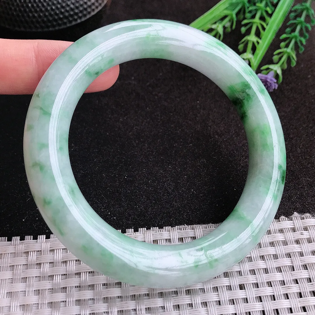 天然A货翡翠59/12.2老坑精美温润飘绿胖圆条手镯玉镯