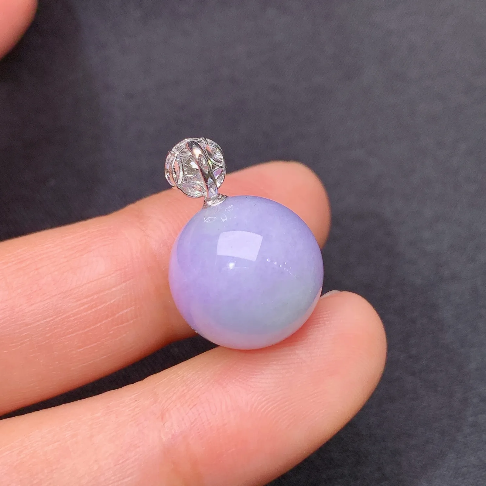 紫罗兰圆珠吊坠，18k金镶嵌，温润细腻，颜色浓郁 cy 尺寸20*13.8