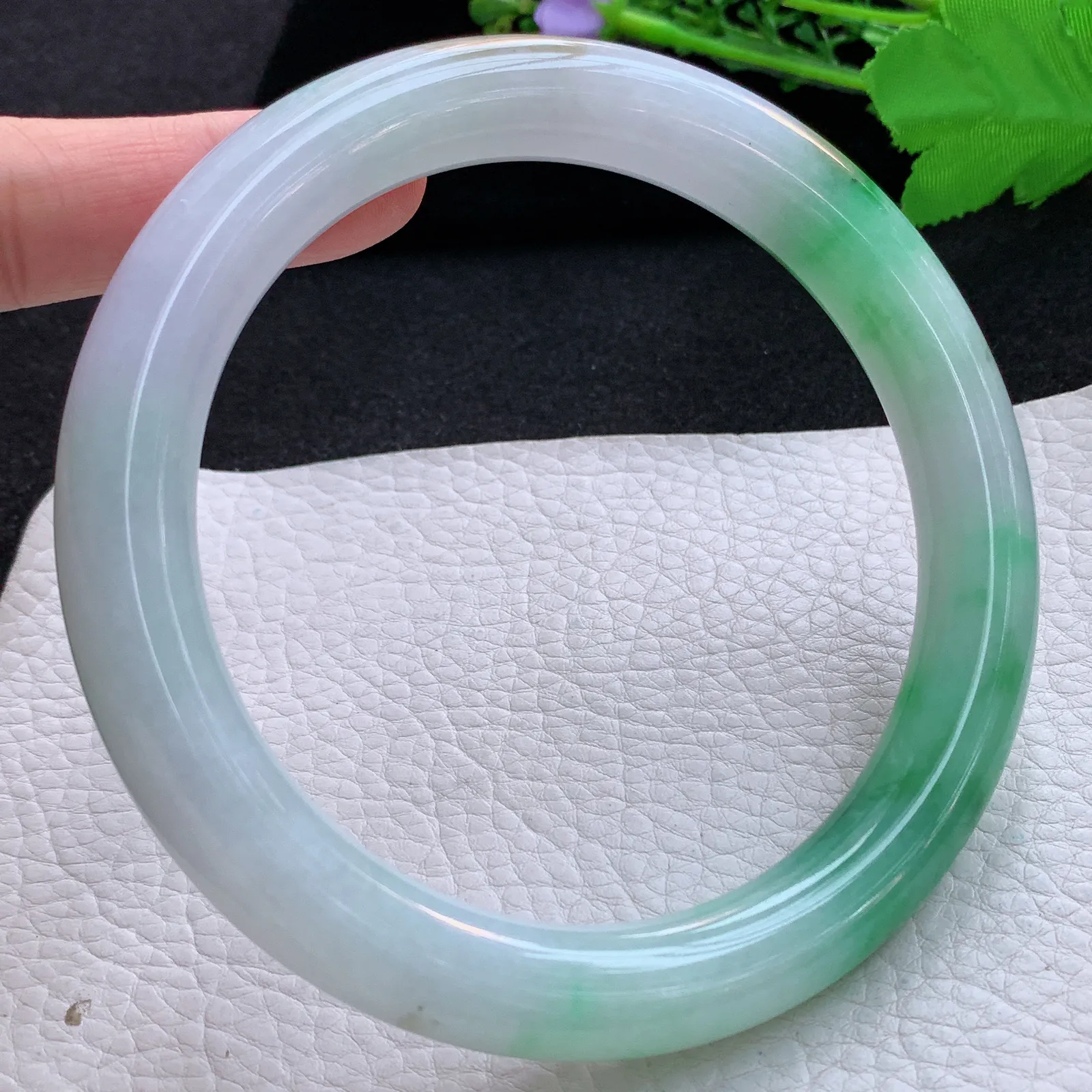 nr大圈口78*12.8*12.5招财臂镯 翡翠a货玉手镯三彩圆条珠宝玉手环