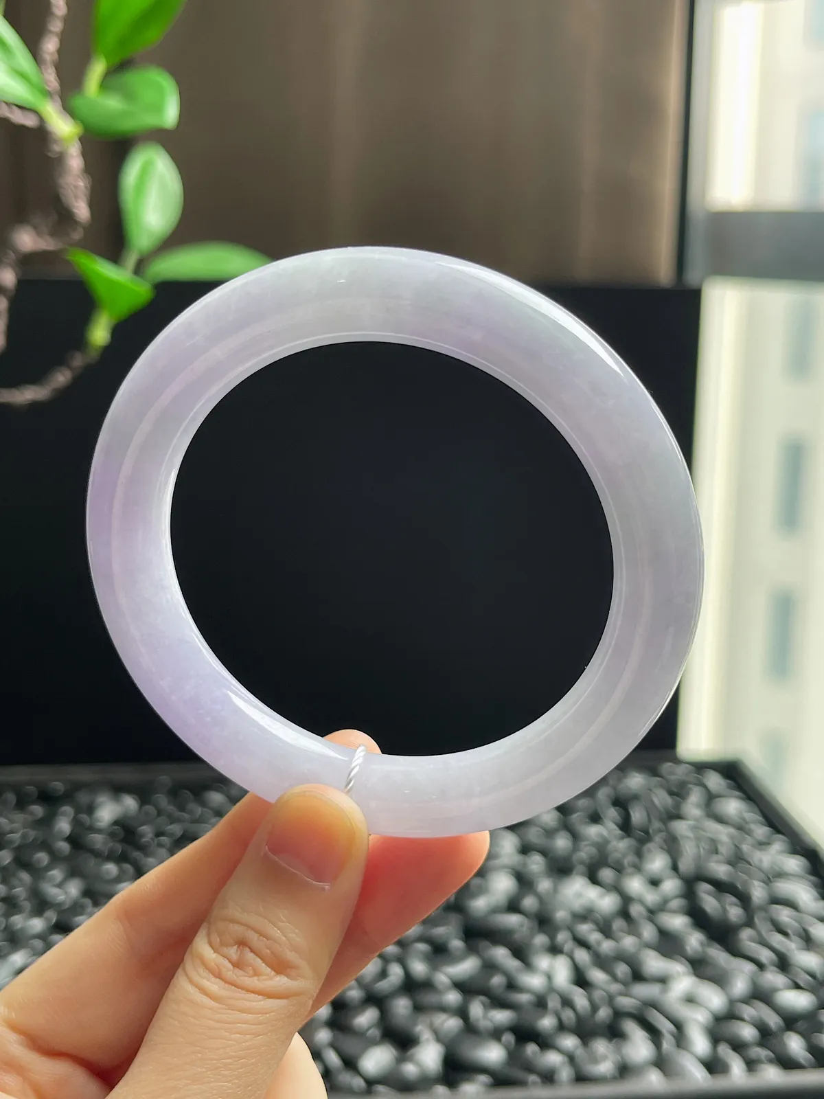 圆镯59圈口，翡翠冰糯种紫色手镯