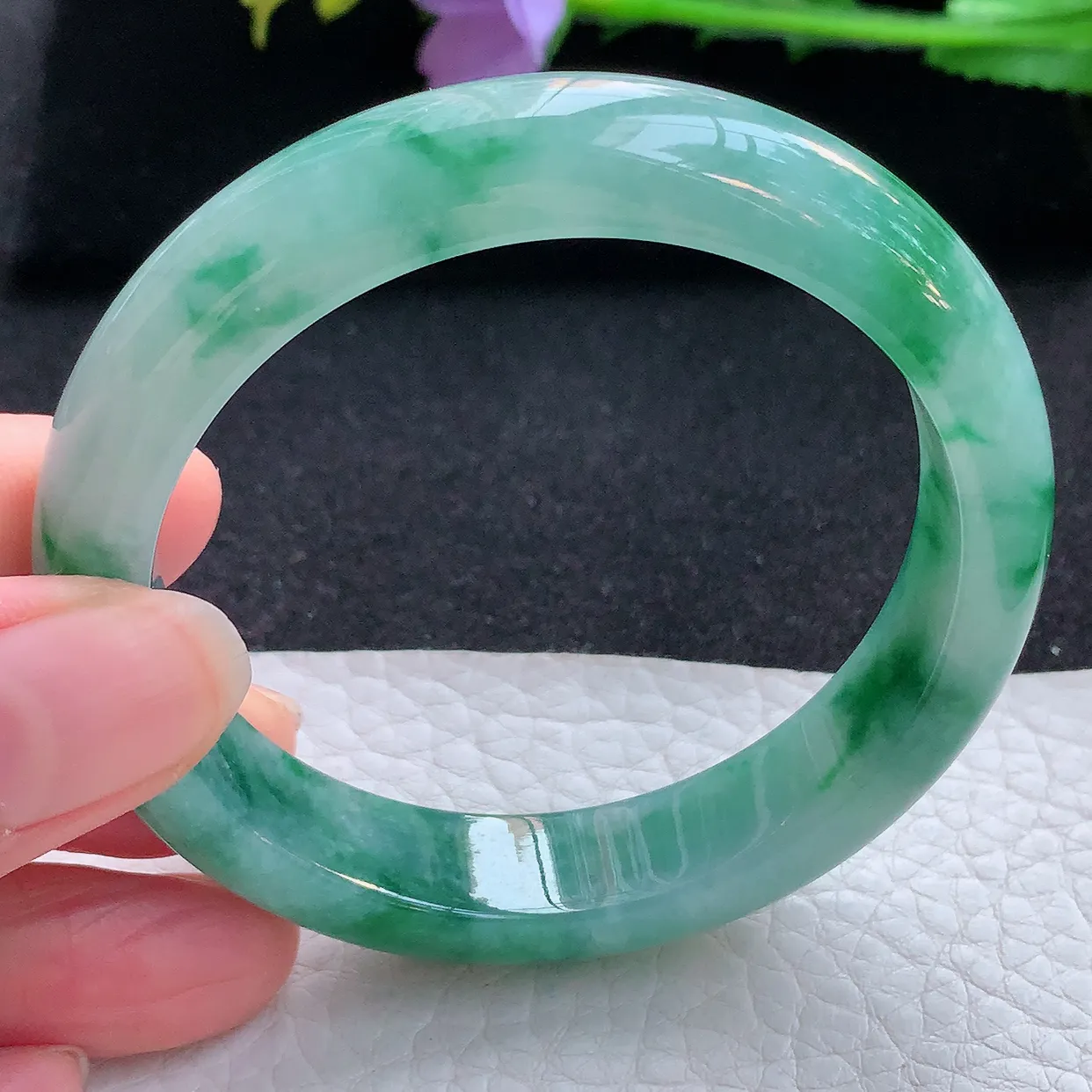 r自然光55*12.3*7.8平安镯 翡翠a货玉手镯冰飘花宽边珠宝玉手环