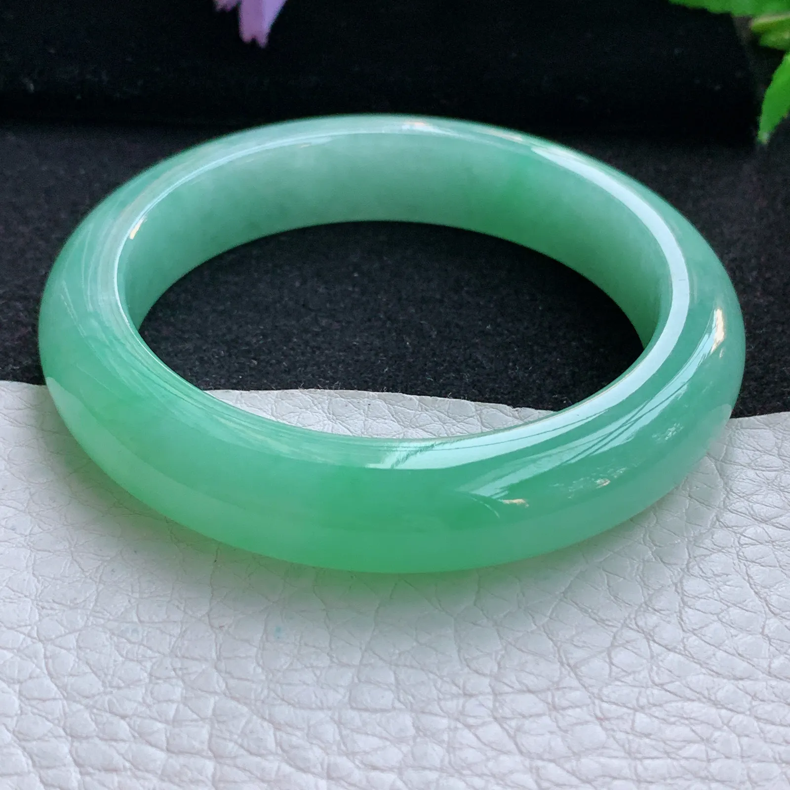 js小圈口53*11.8*9平安镯 翡翠a货玉手镯冰胶满绿宽边珠宝玉手环