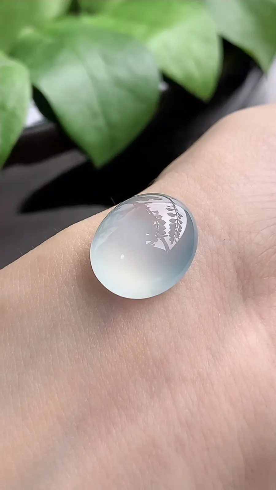 a货翡翠老坑冰种白月光蛋面镶嵌件 尺寸15.8×13.2×7mm 重量2.48g 1207