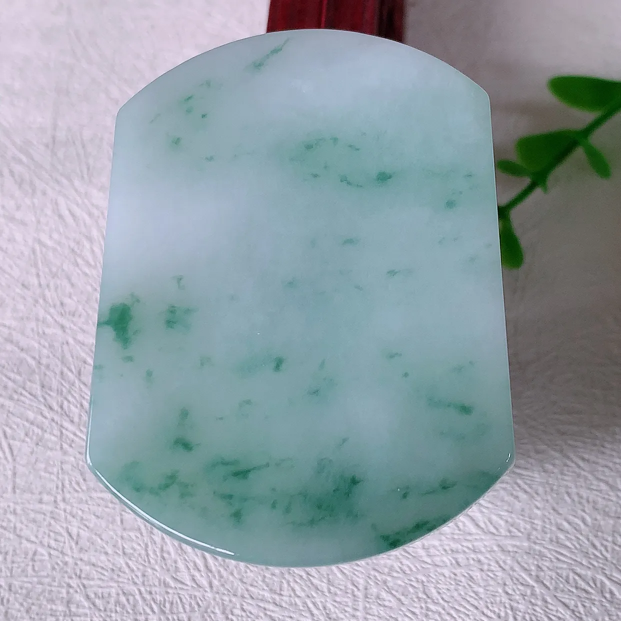 自然光实拍，水润飘花翡翠平安无事牌吊坠，平平安安，无事牌翠色灵动，佩戴平安时尚！#46.11