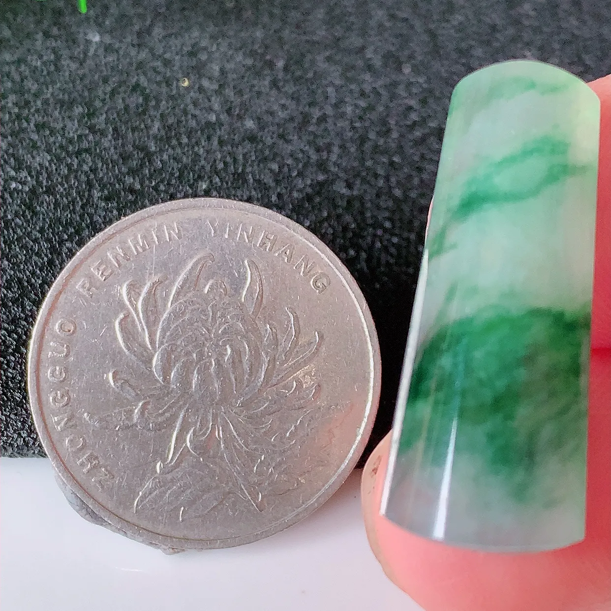 自然光实拍，冰种飘花翡翠无事柱吊坠，翡翠平安无事牌，精致时尚，无事牌品相正，平平安安 #01.11