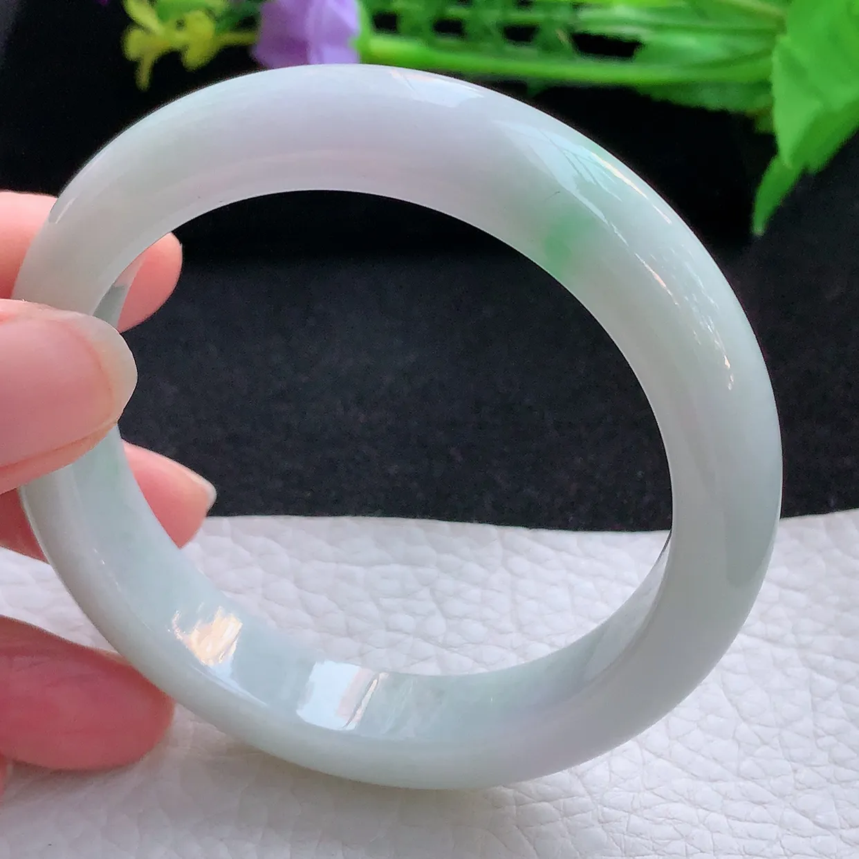 xx自然光57.5*12.8*9平安镯 翡翠a货玉手镯淡春带彩宽边珠宝玉手环