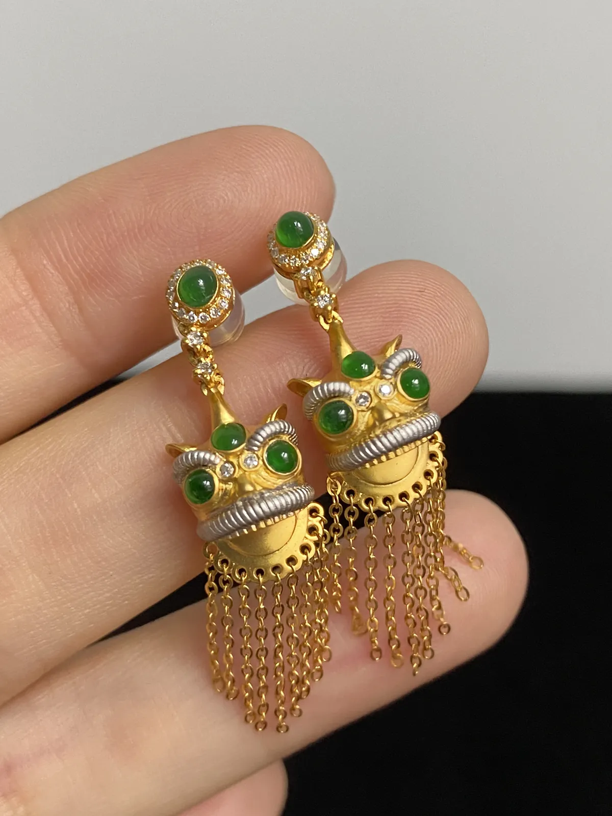 翡翠耳坠，印记：G18K,伴钻石