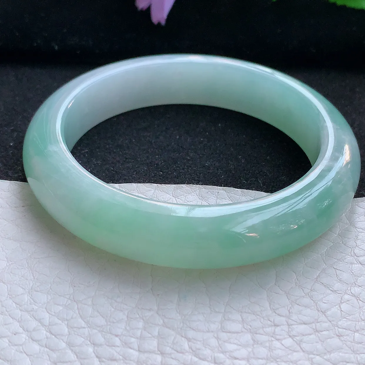 z自然光55.5*12.5*8.8平安镯 翡翠a货玉手镯清新宽边珠宝玉手环