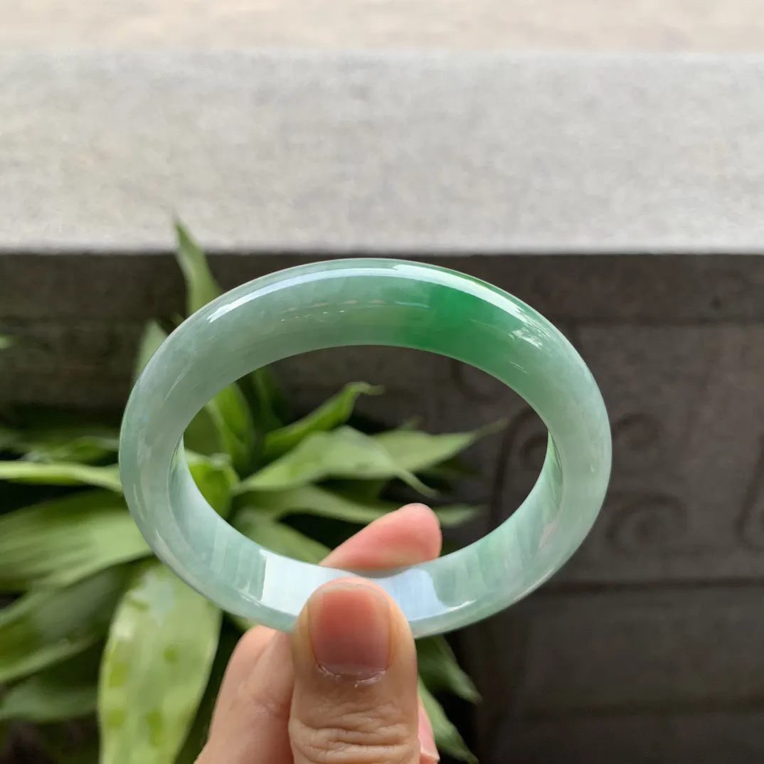 圈口54.8-12.6-8 【辣绿正圈手镯】正圈54 55可戴