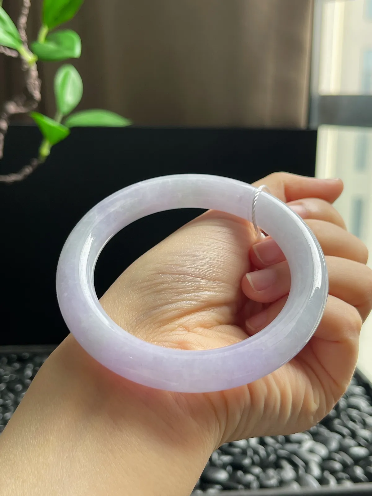 圆镯59圈口，翡翠冰糯种紫色手镯