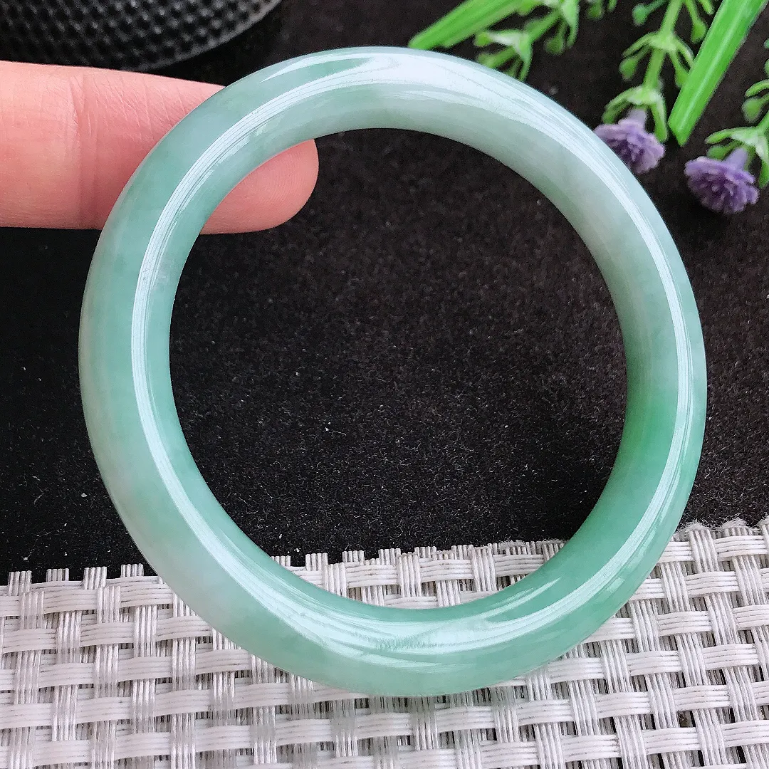 天然A货翡翠51.5/8.8/8.6小圈口老坑冰润满色圆条手镯玉镯