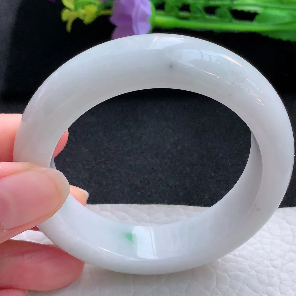 z自然光53.8*15.3*9.3轮胎镯 翡翠a货玉手镯飘花厚装宽边珠宝玉手环