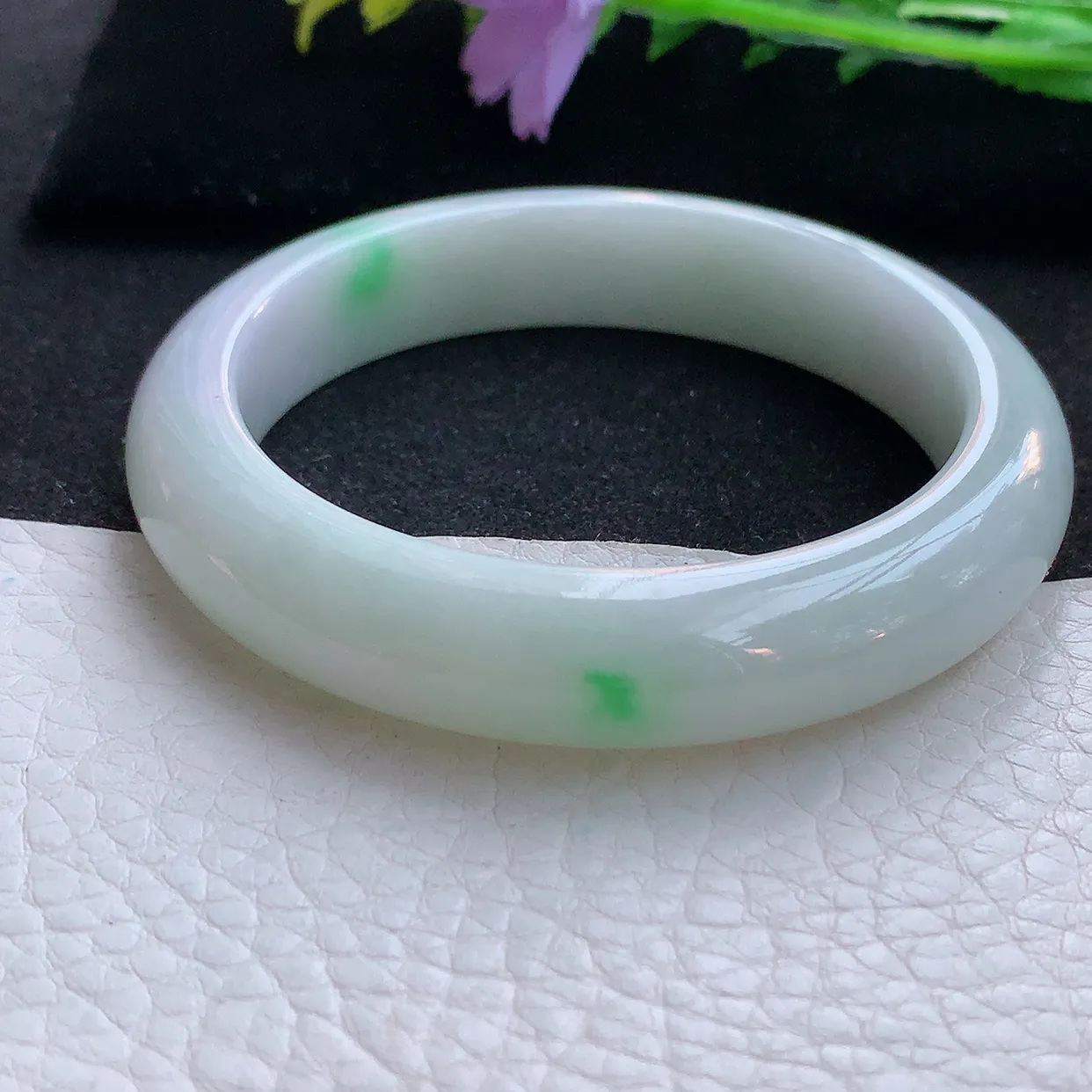 xx自然光57.5*12.8*9平安镯 翡翠a货玉手镯淡春带彩宽边珠宝玉手环