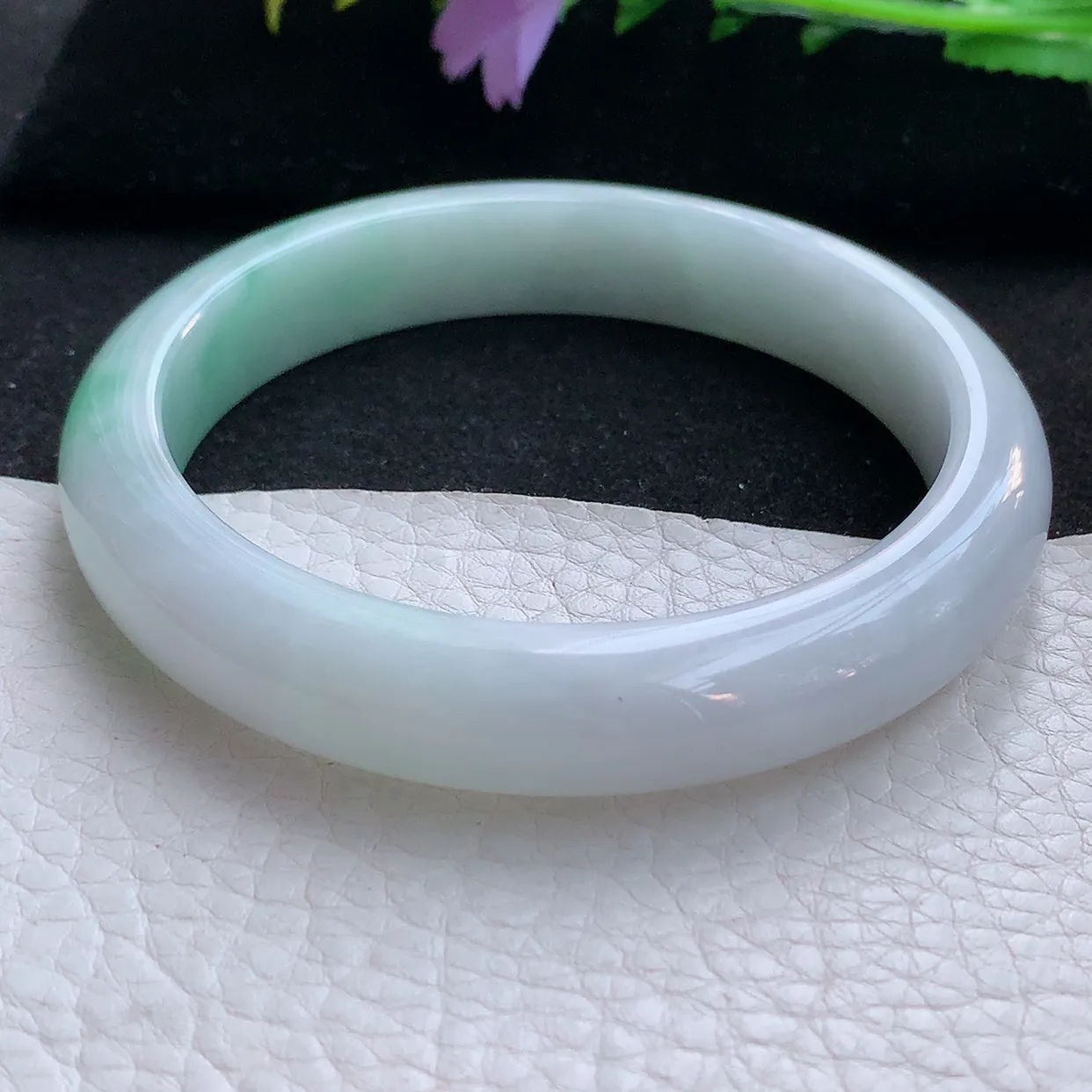 zjf大圈口63*12.5*8.5平安镯 翡翠a货玉手镯清新飘绿宽边珠宝玉手环