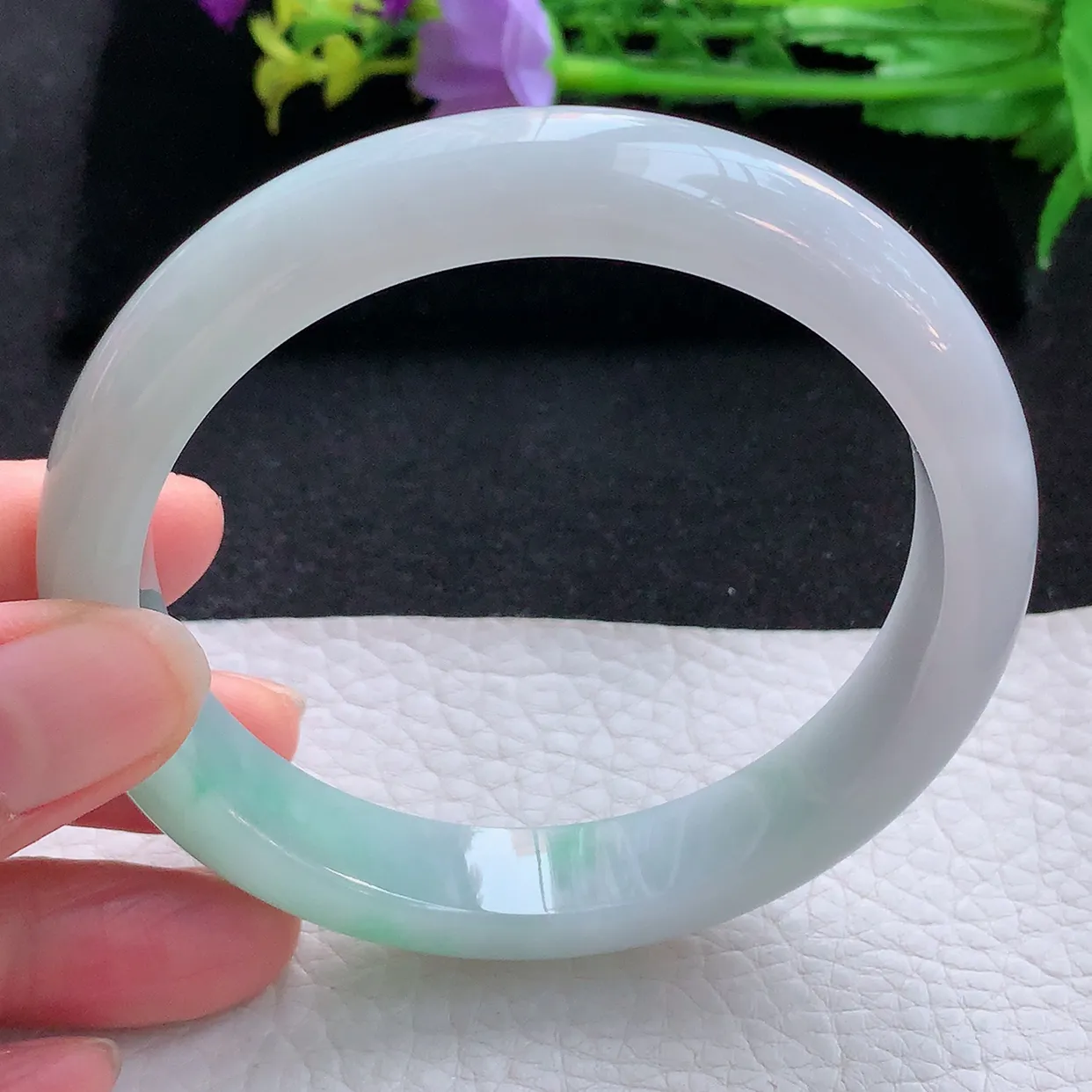 zjf大圈口63*12.5*8.5平安镯 翡翠a货玉手镯清新飘绿宽边珠宝玉手环