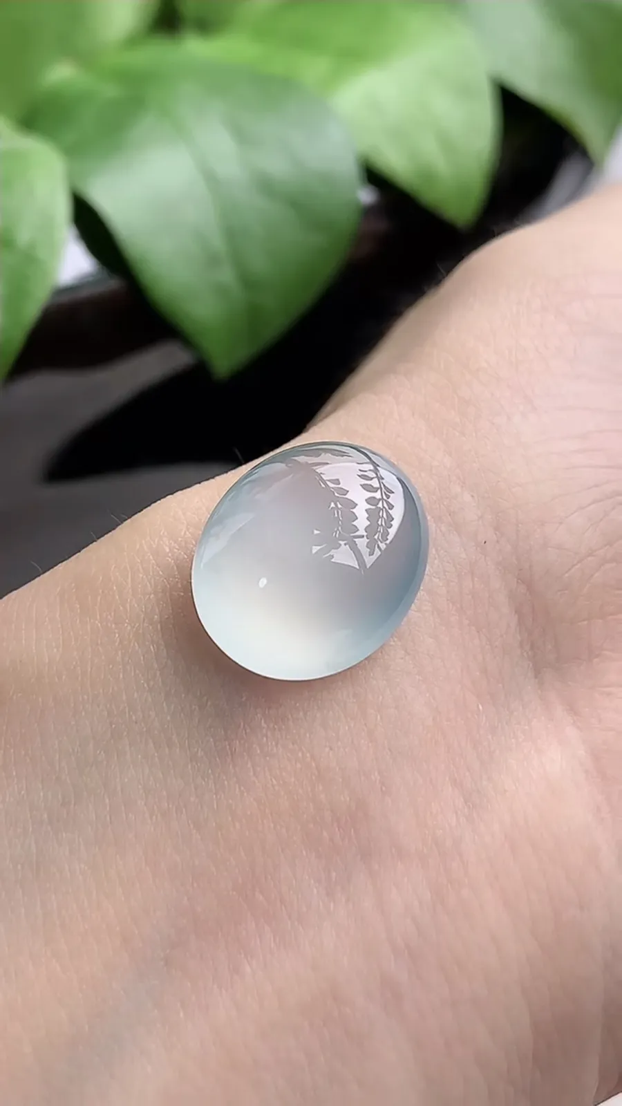 a货翡翠老坑冰种白月光蛋面镶嵌件 尺寸15.8×13.2×7mm 重量2.48g 1207