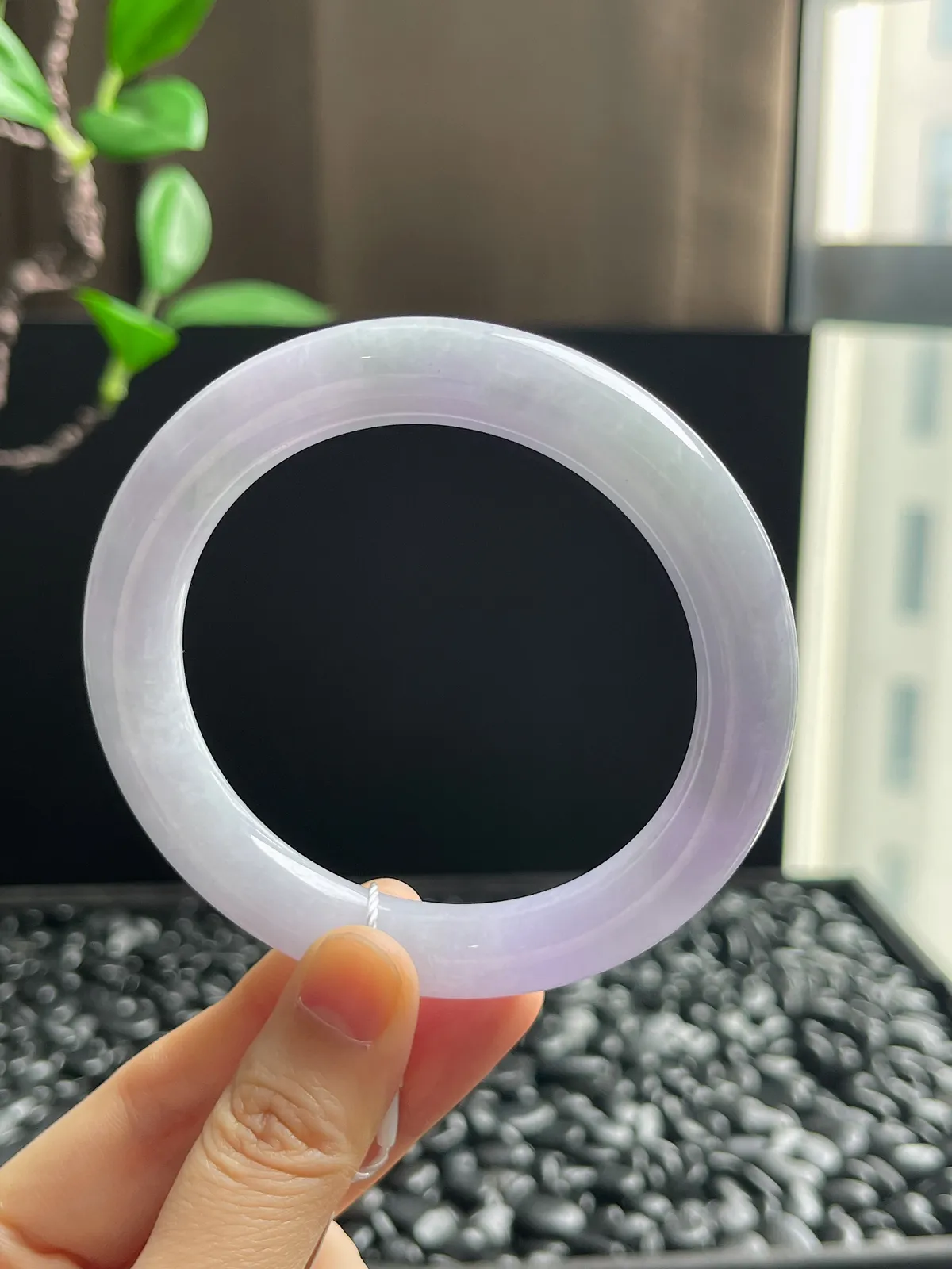 圆镯59圈口，翡翠冰糯种紫色手镯