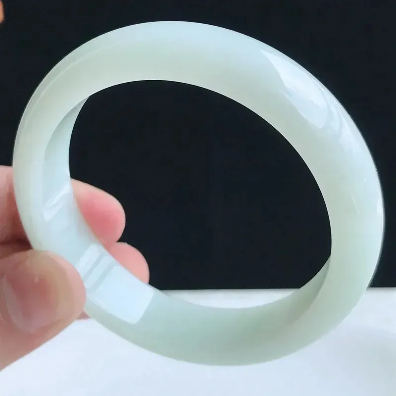 美人翡翠55圈口手环A货细腻女款浅绿手镯55.27g