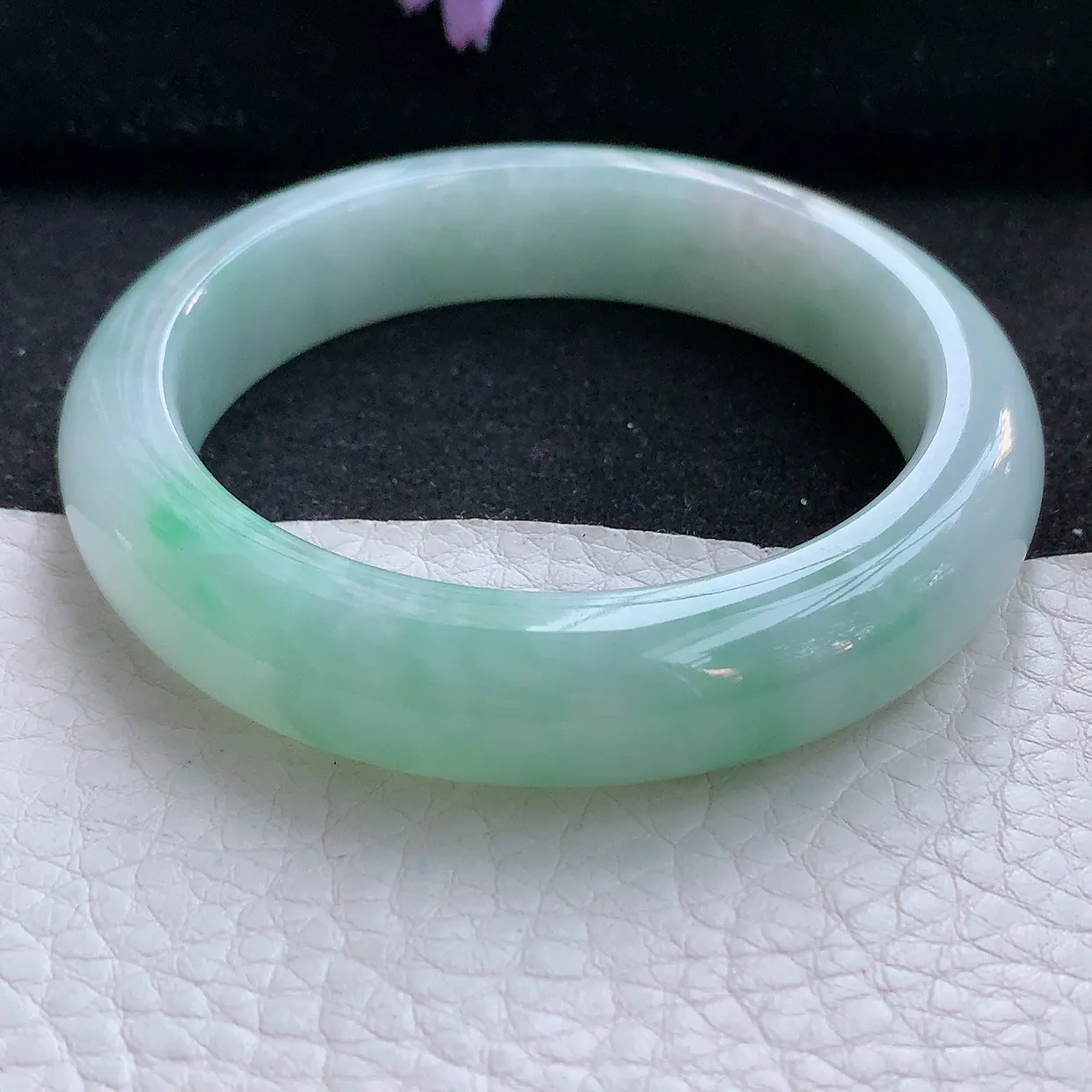 zjf小圈口52.5*12.5*8.3平安镯 翡翠a货玉手镯清新飘绿宽边珠宝玉手环