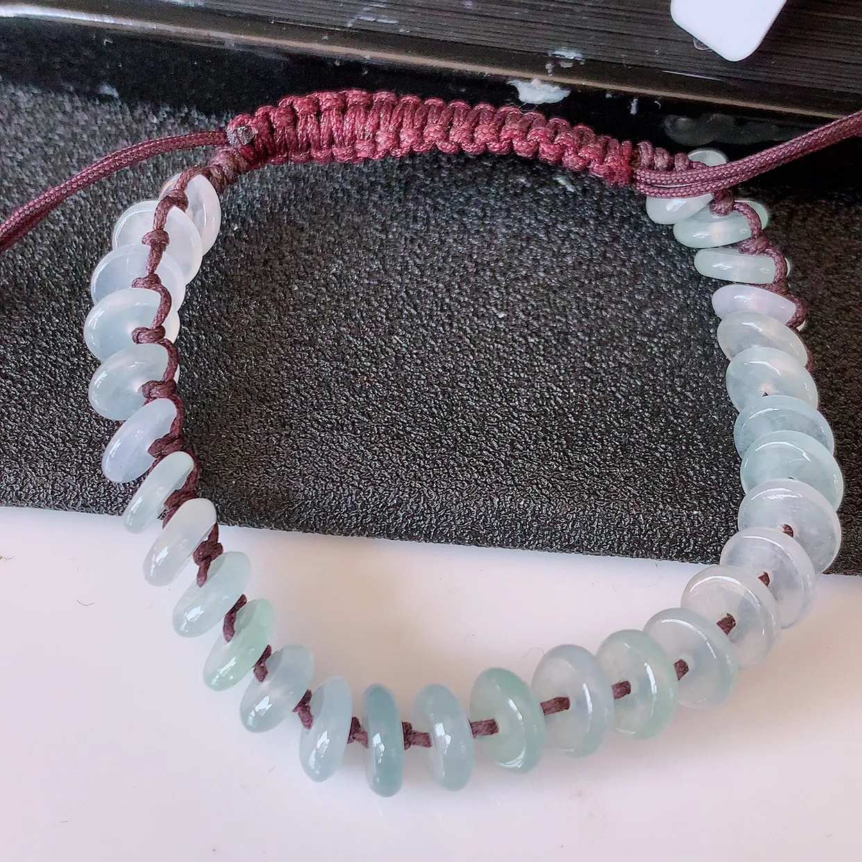 自然光实拍，冰种翡翠平安扣手串手链，种老水足，冰清玉润  颜色漂亮  #49.7取一尺寸6.8