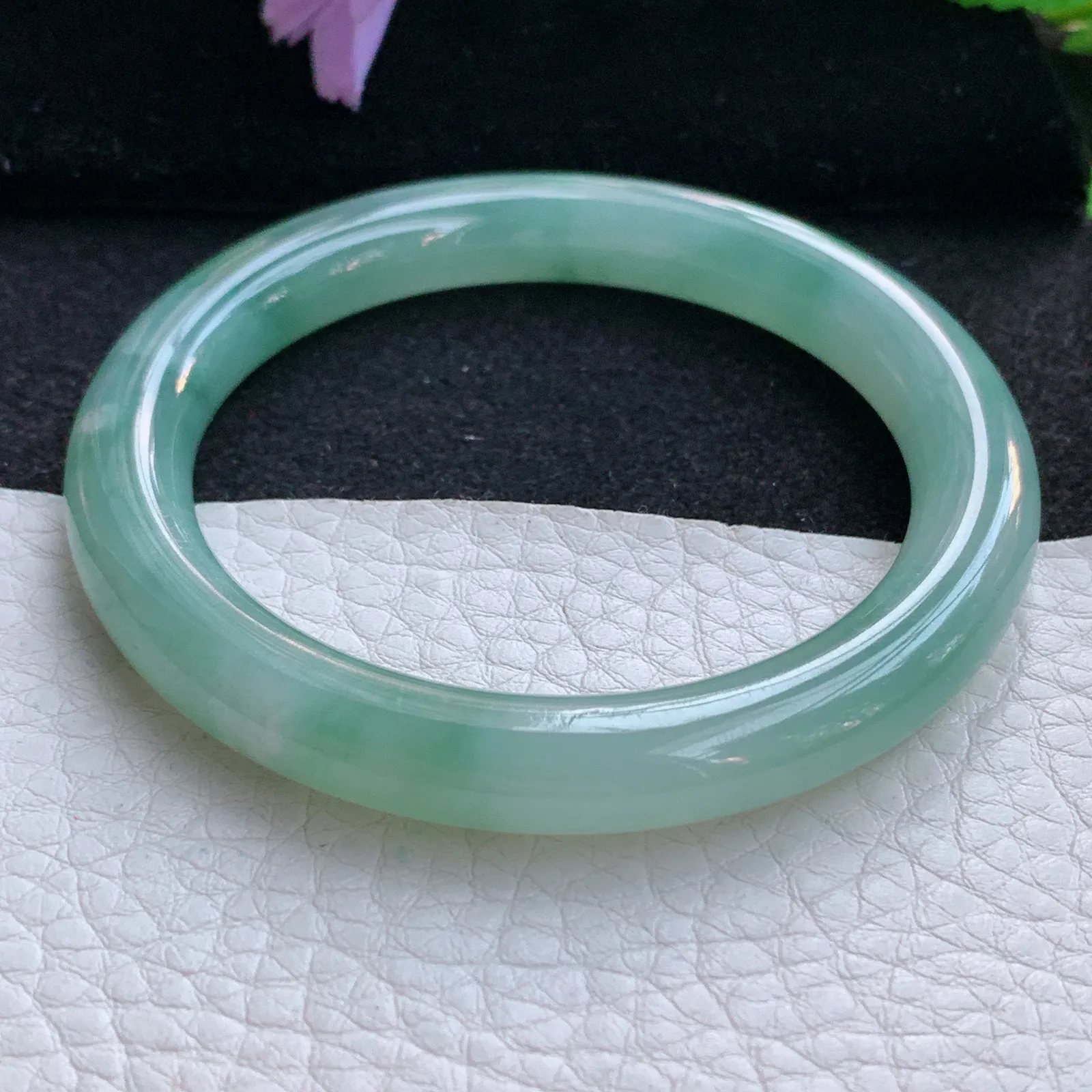 n小圈口52*8.3*8.8叮当镯 翡翠a货玉手镯雅韵圆条珠宝玉手环