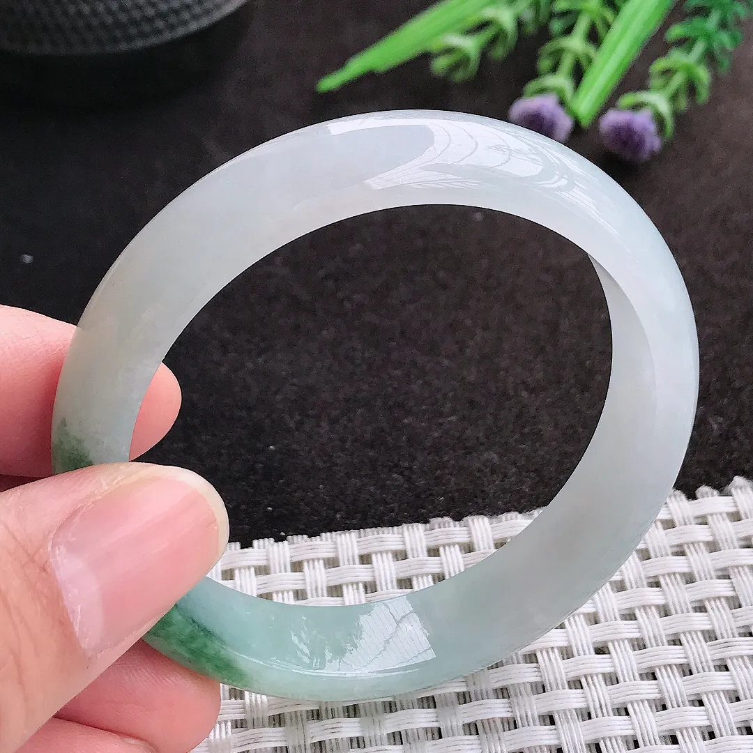 天然A货翡翠53/12.3/6.8老坑精美温润飘花手镯宽边玉镯