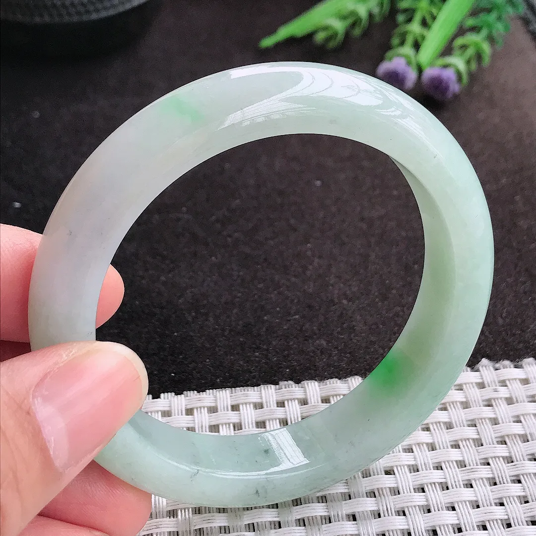 天然A货翡翠55.8/12.5/8.7老坑精美温润飘阳绿手镯宽边玉镯