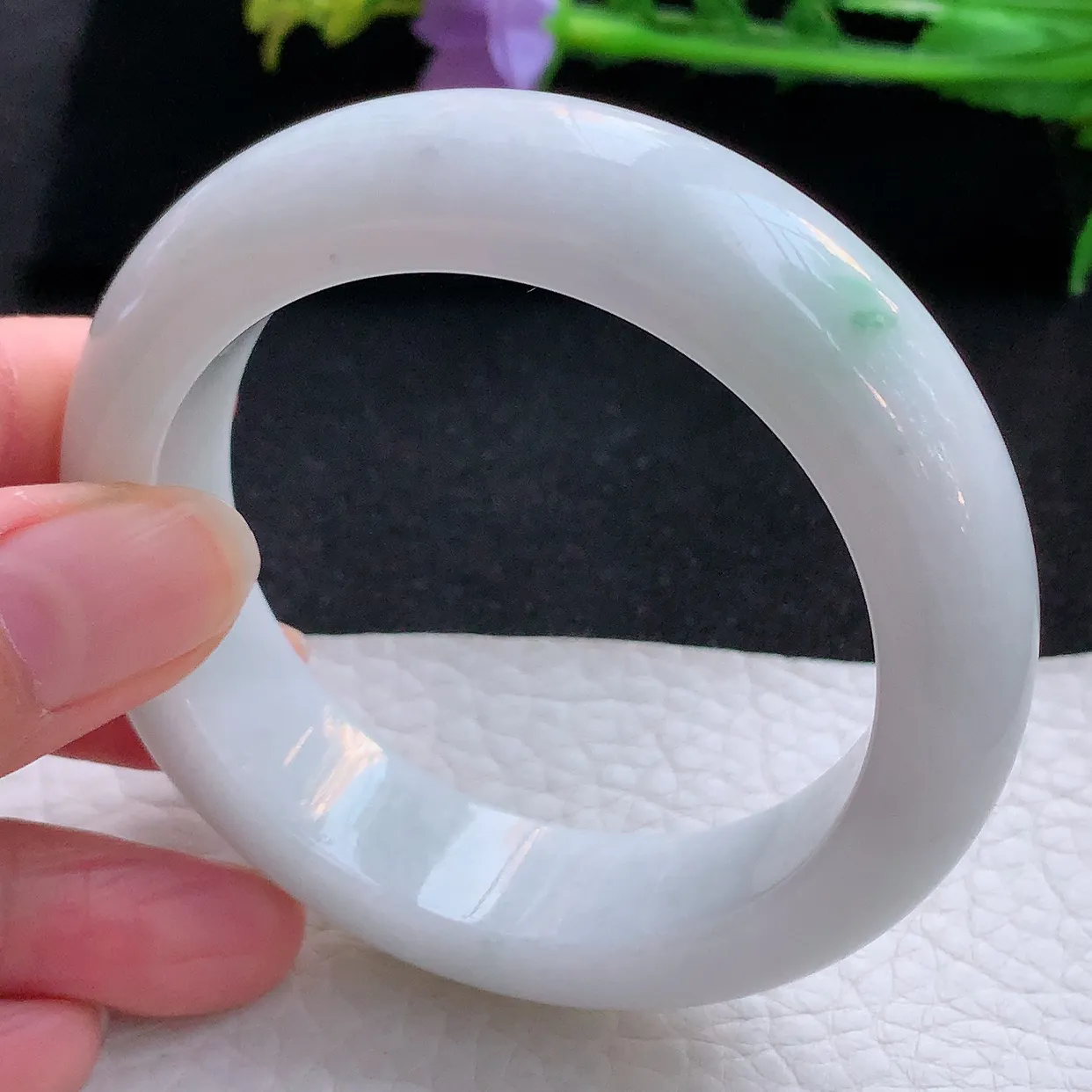 z自然光53.8*15.3*9.3轮胎镯 翡翠a货玉手镯飘花厚装宽边珠宝玉手环