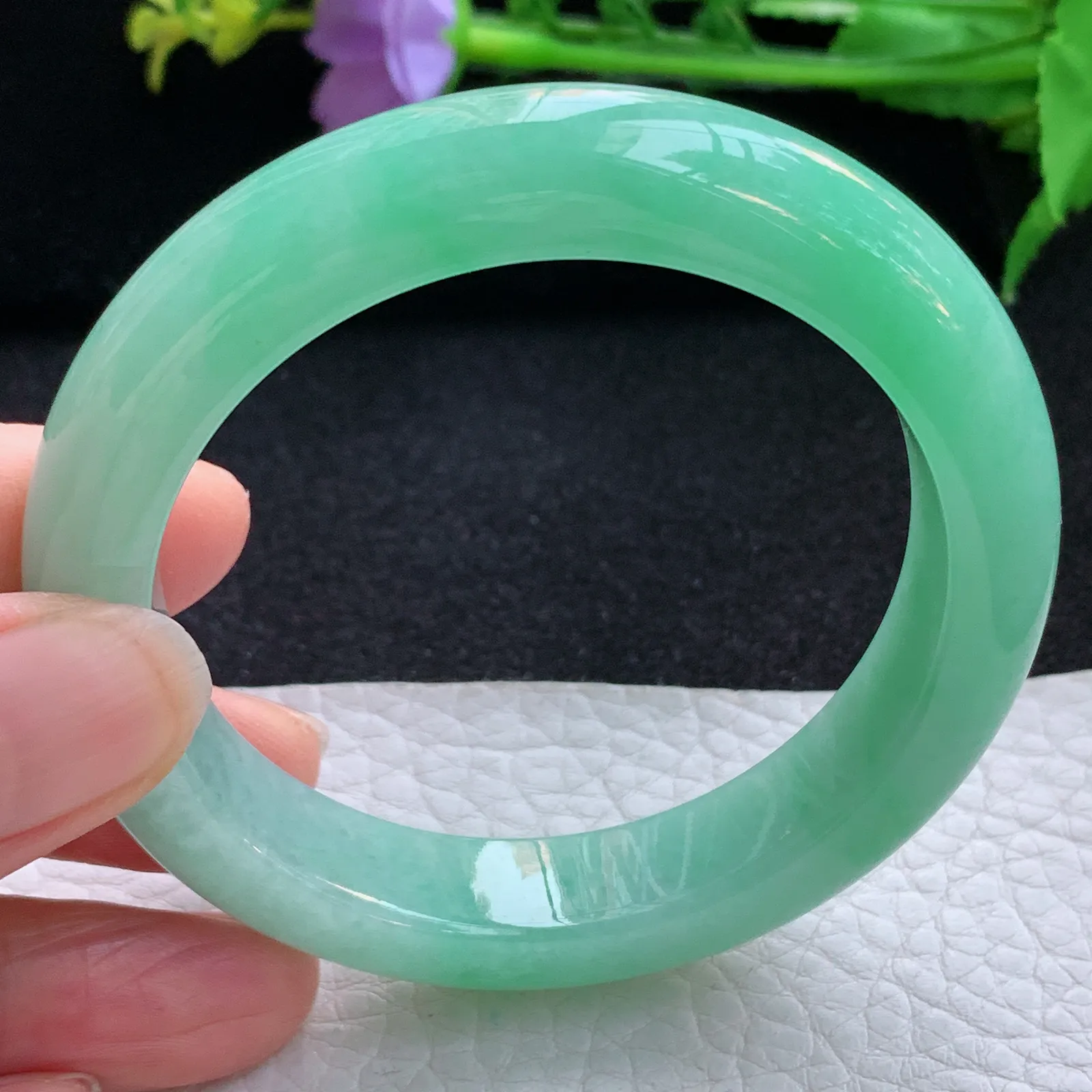 js小圈口53*11.8*9平安镯 翡翠a货玉手镯冰胶满绿宽边珠宝玉手环