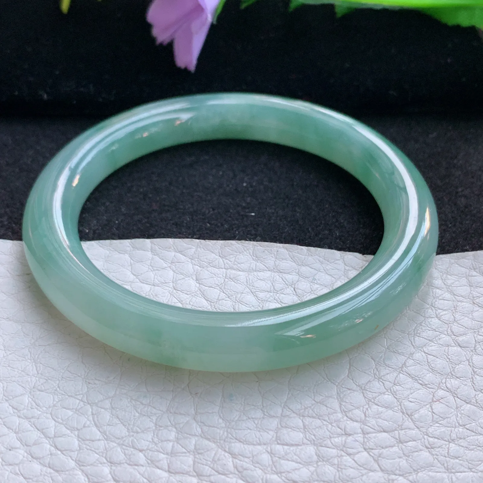 n小圈口52*8.3*8.8叮当镯 翡翠a货玉手镯雅韵圆条珠宝玉手环