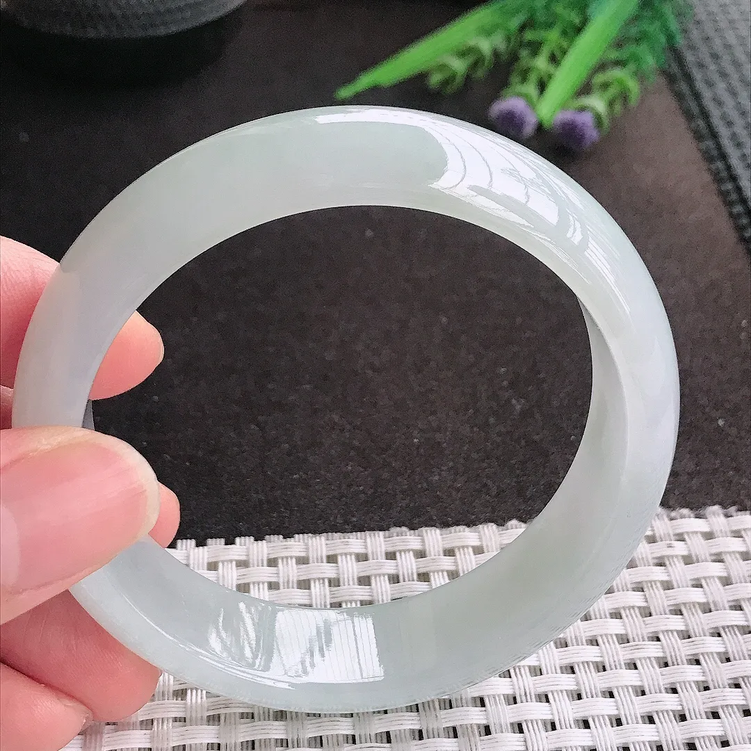 天然A货翡翠59.5/16.5/8老坑冰润起胶月光白轮胎手镯宽边玉镯