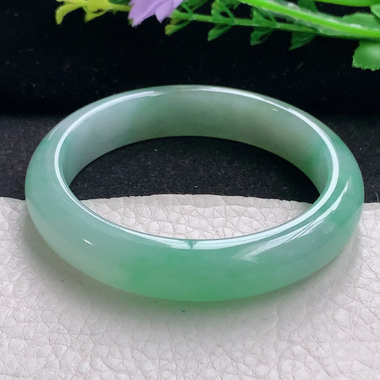 r自然光56*12.6*8平安镯 翡翠a货玉手镯冰胶清新宽边珠宝玉手环