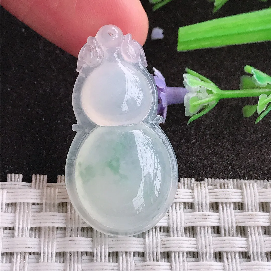 天然A货翡翠33.7/18/5.8老坑冰透起胶冰飘花葫芦吊坠翡翠挂件