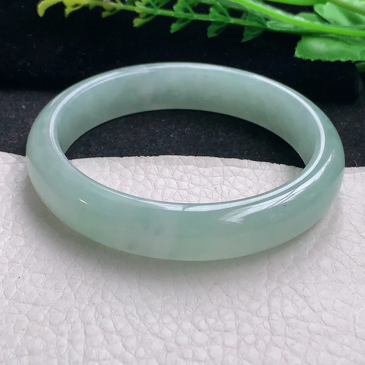 nr大圈口61*13.4*7.8平安镯 翡翠a货玉手镯冰晴宽边珠宝玉手环