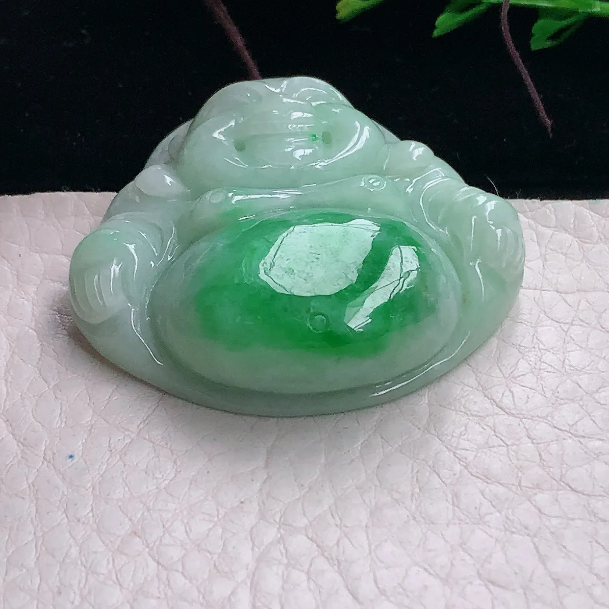 zen自然光41*46*13缅甸翡翠a货饱满辣绿佛公 弥勒佛玉吊坠 玉挂件