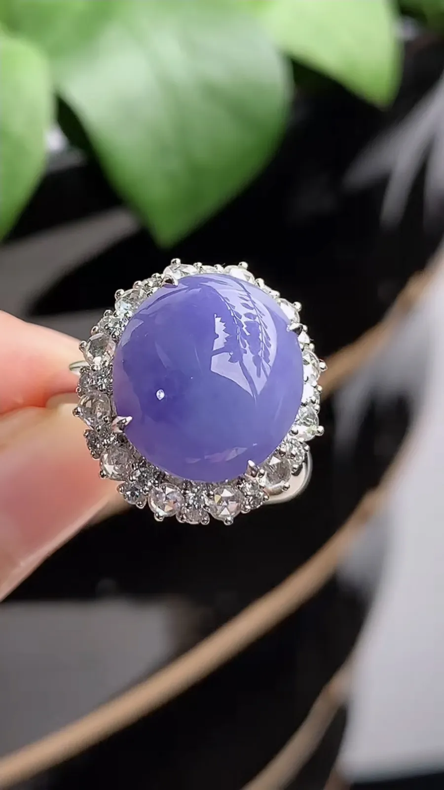 a货翡翠老坑冰种18K金伴钻镶嵌紫罗兰蛋面戒指 圈口17.4裸石尺寸13.4×11.8mm 重量6.24g 1209