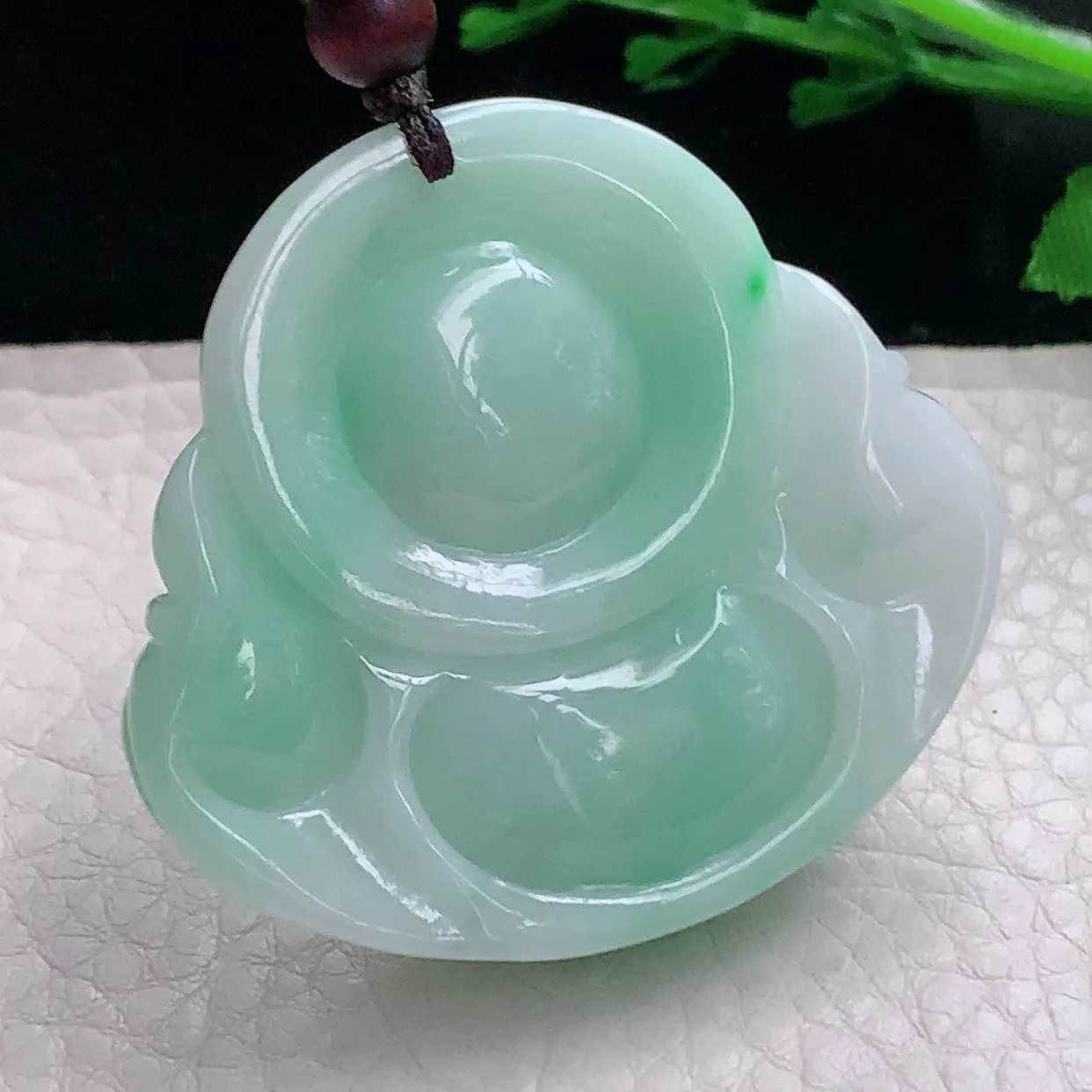 zen自然光42*45.6*12.5缅甸翡翠a货饱满飘绿大佛公 弥勒佛玉吊坠 玉挂件