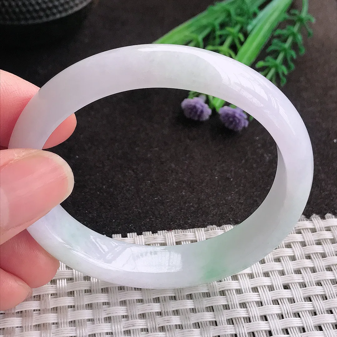 天然A货翡翠55/47.8/12.5/7.8老坑秀气温润飘花贵妃手镯宽边玉镯