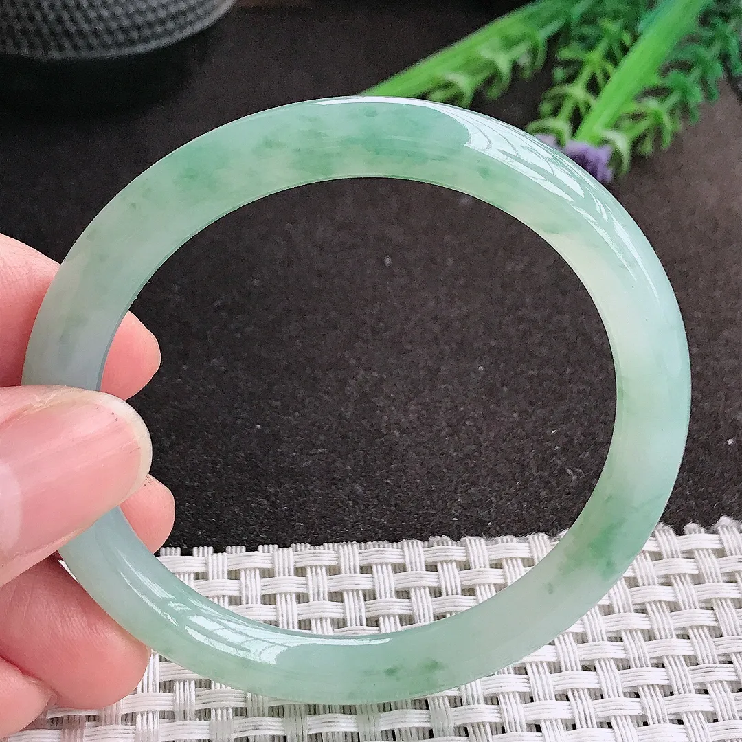 天然A货翡翠55/7.6/8老坑冰胶果冻冰飘花圆条手镯玉镯