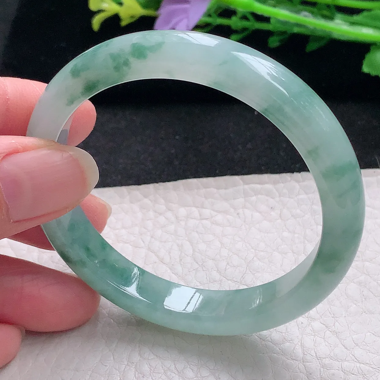 n自然光54*10.3*7.3平安镯 翡翠a货玉手镯冰飘花秀气宽边珠宝玉手环