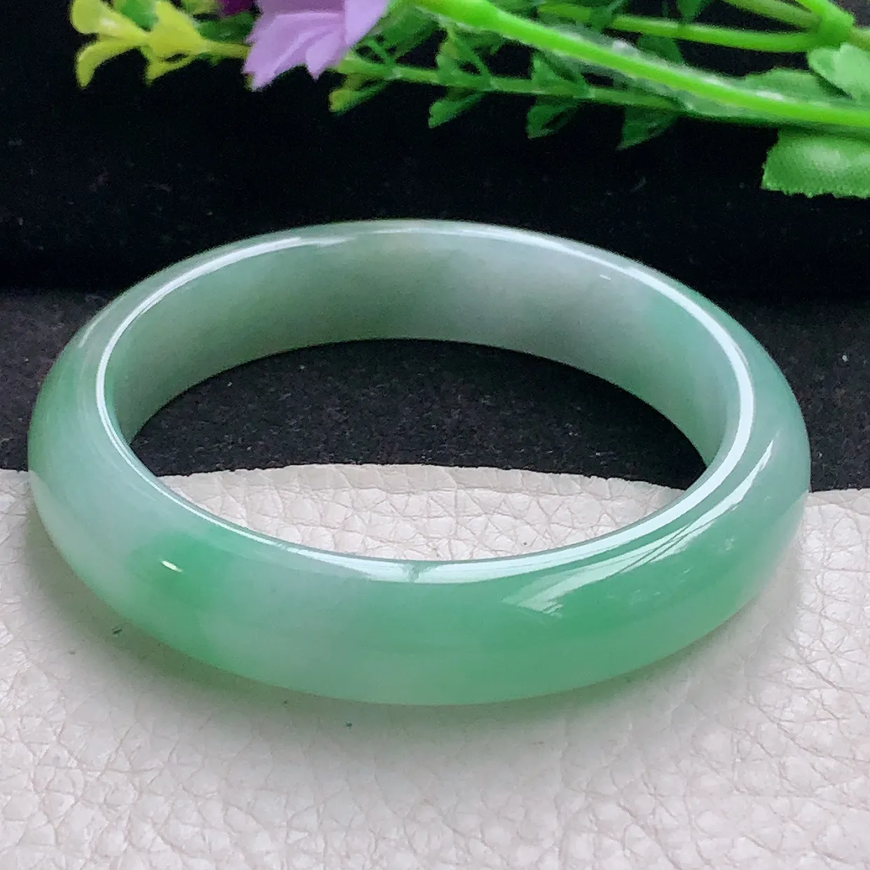 r自然光56*12.6*8平安镯 翡翠a货玉手镯冰胶清新宽边珠宝玉手环