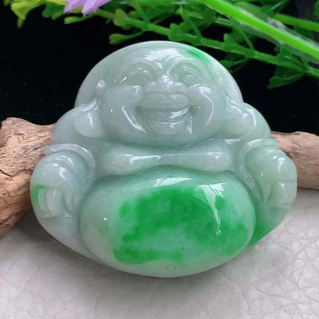 zen自然光41*46*12.5缅甸翡翠a货饱满辣绿佛公 弥勒佛玉吊坠 玉挂件