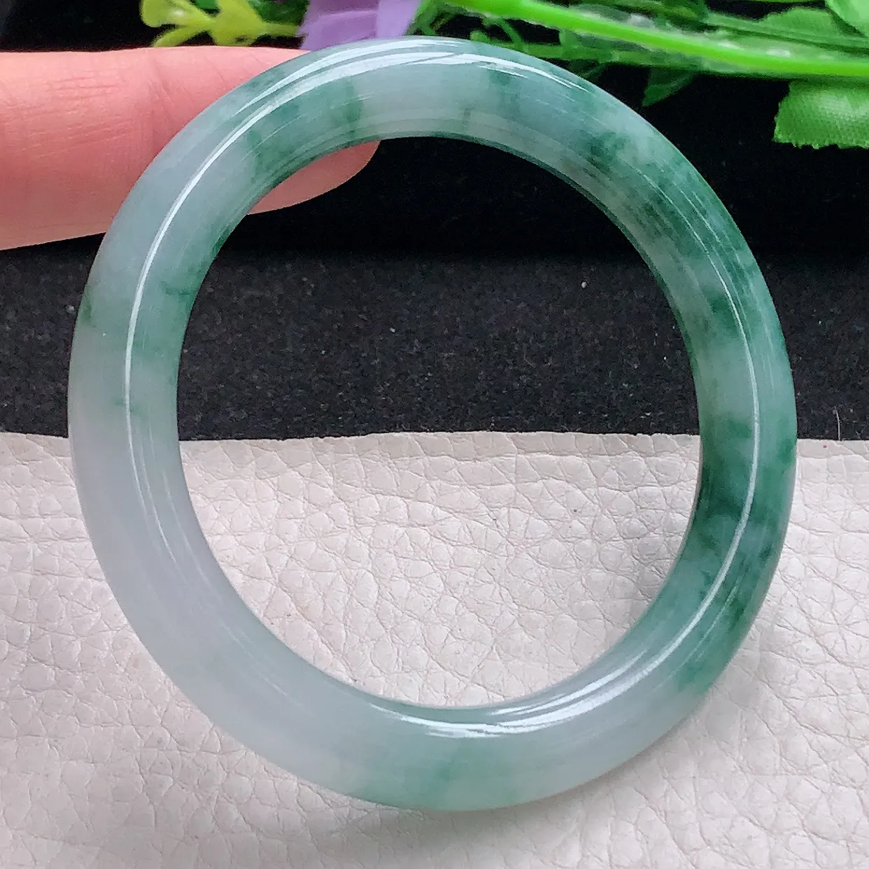 cc自然光53*9*9.2美人镯 翡翠a货玉手镯冰飘花圆条珠宝玉手环