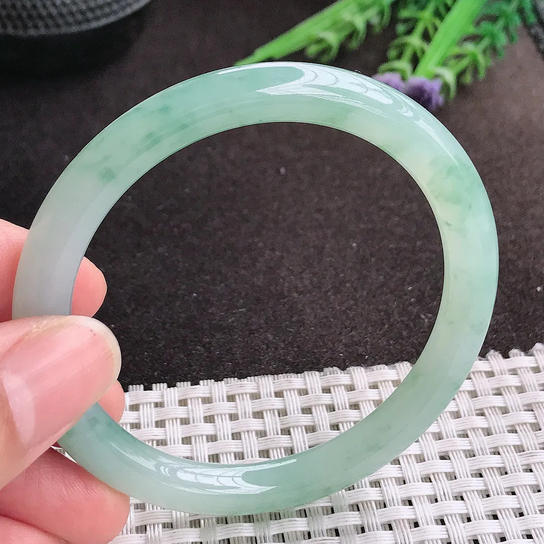 天然A货翡翠55/7.6/8老坑冰胶果冻冰飘花圆条手镯玉镯