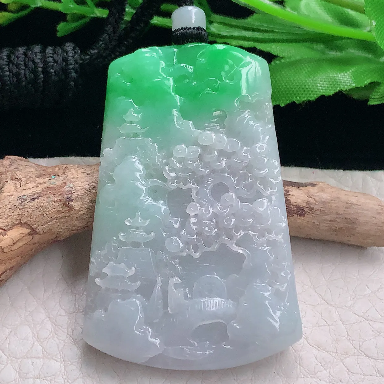 mut自然光53.2*34.8*6.8天然缅甸翡翠白底青山水 大好河山玉吊坠 玉挂件