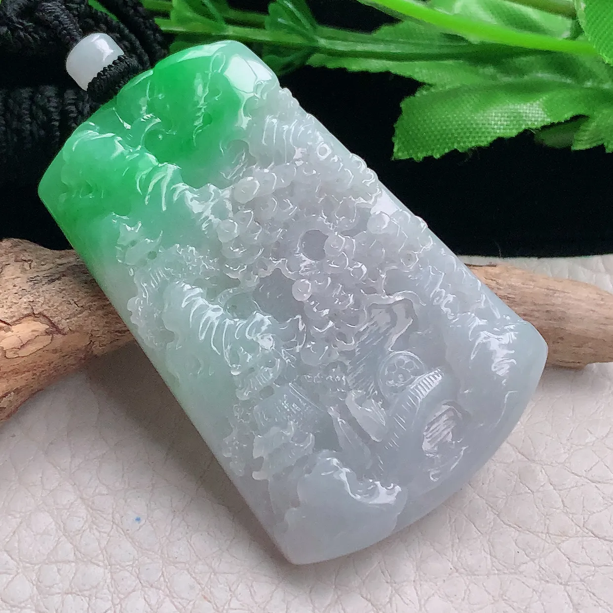 mut自然光53.2*34.8*6.8天然缅甸翡翠白底青山水 大好河山玉吊坠 玉挂件