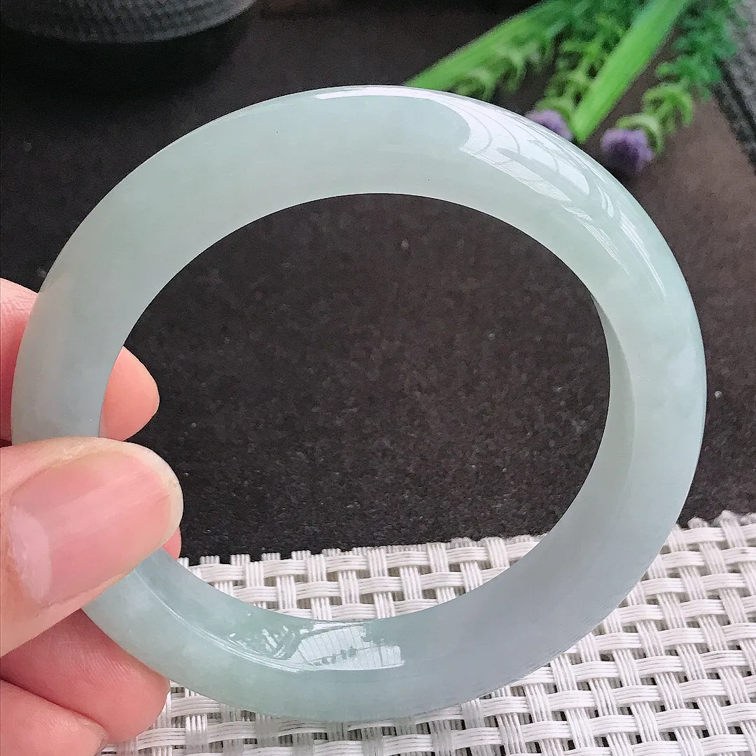 天然A货翡翠57/11.8/9.6老坑冰胶水灵冰晴手镯宽边玉镯