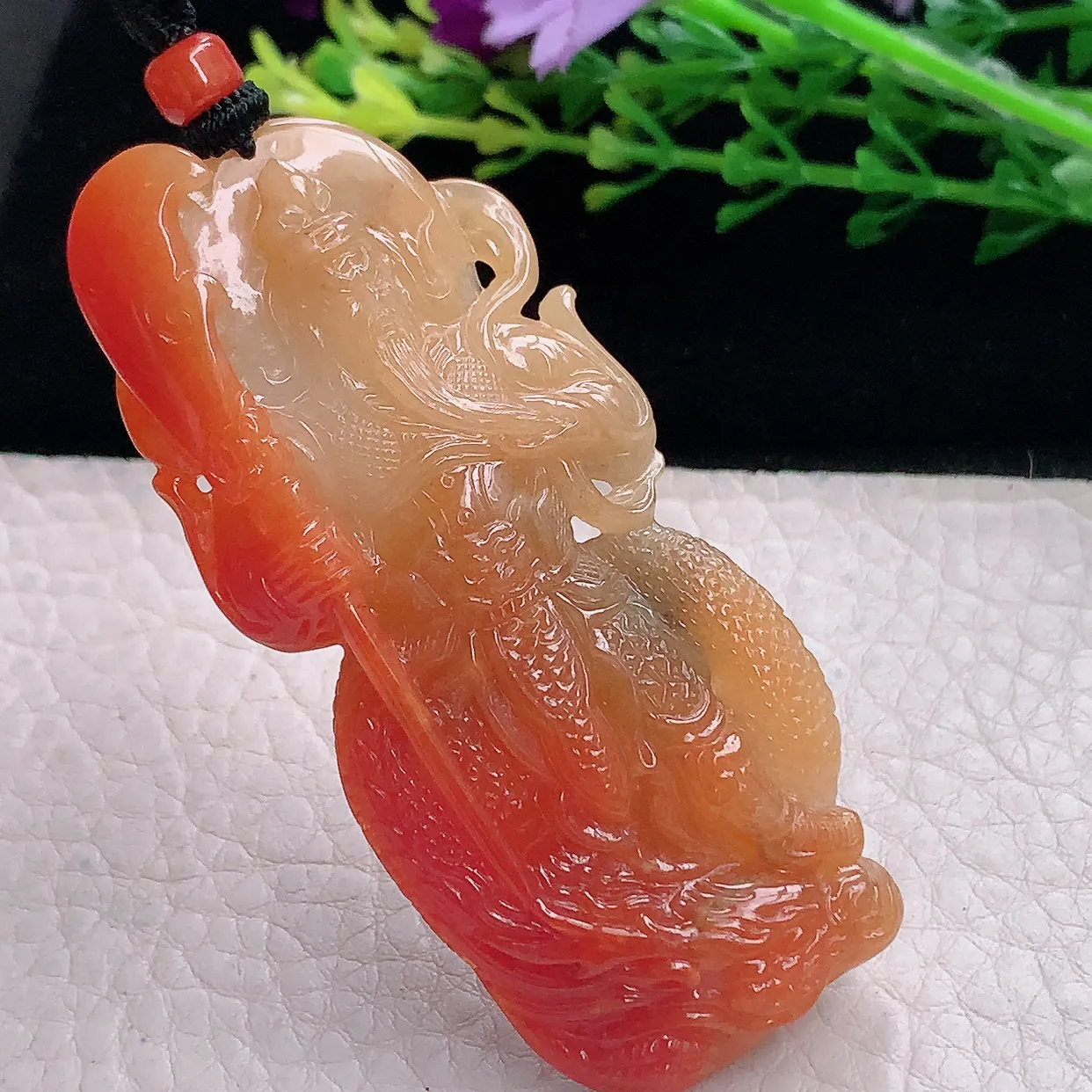 mut自然光68.5*30.5*10天然缅甸翡翠红翡持刀关公 玉关公玉吊坠 玉挂件