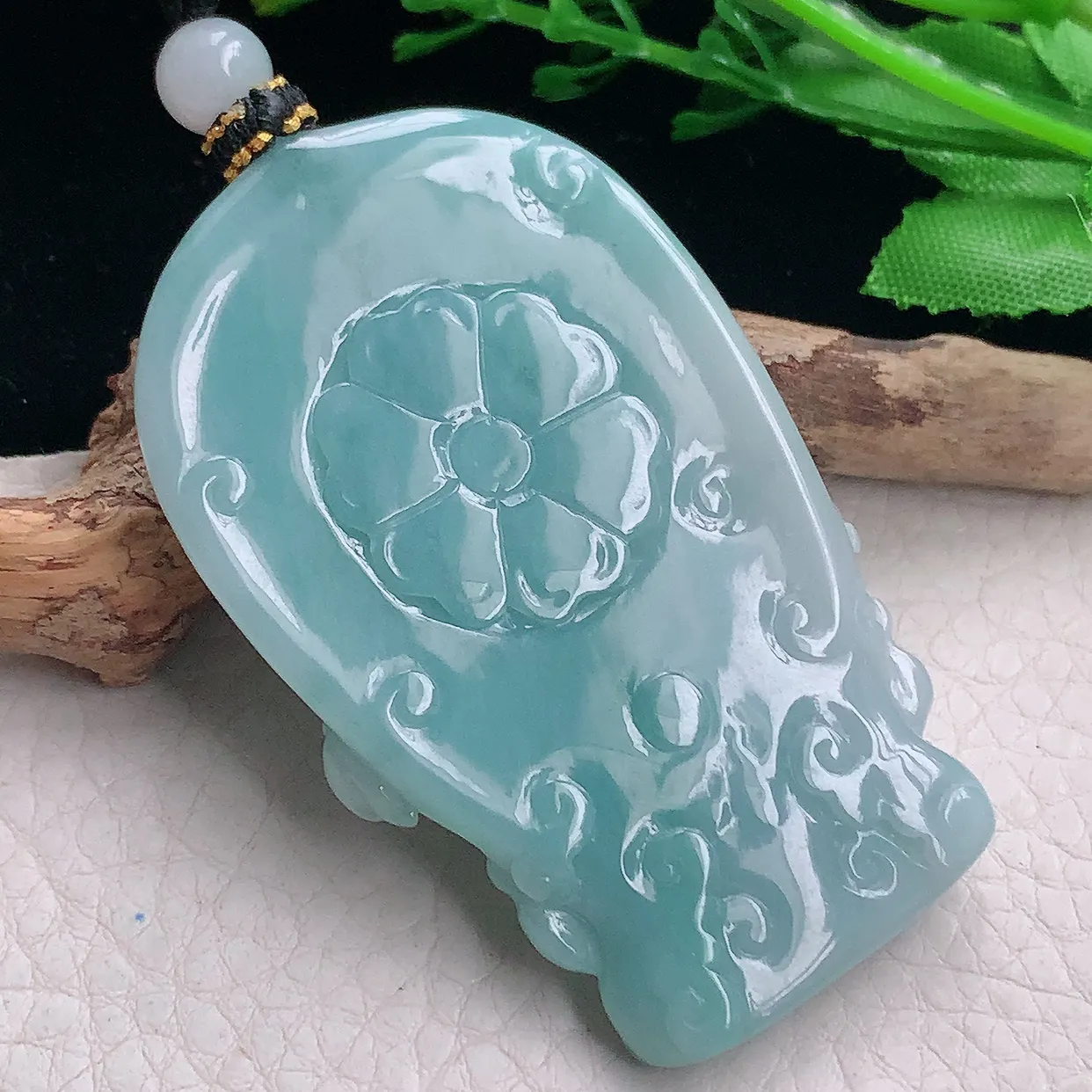 mut自然光61*38.3*9.6天然缅甸翡翠蓝韵不动冥王玉吊坠 玉挂件