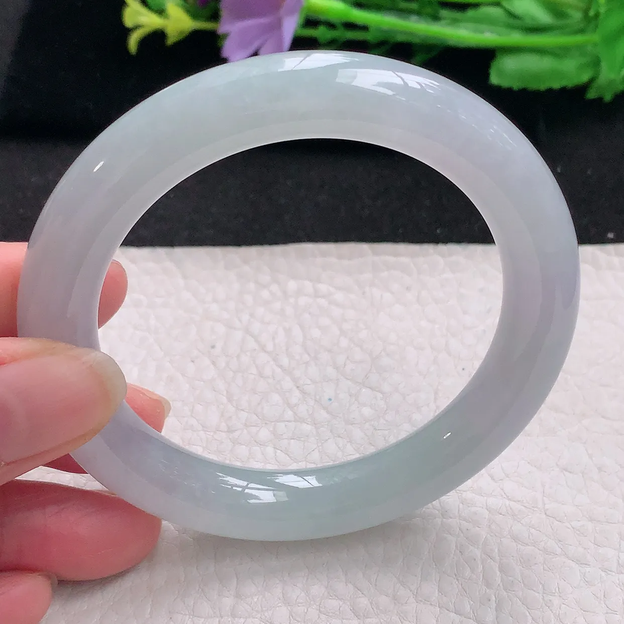 cc自然光56.6*10.5美人镯 翡翠a货玉手镯冰胶纯清爽圆条珠宝玉手环